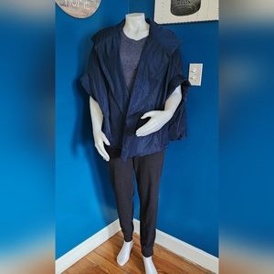 Planet by Lauren G Chic Cape - Nylon Midnight Puffer Cape, One Size Fits All